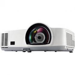 NEC NP-M300XS LCD XGA 3000 LUMENS PROYECTOR DE CORTO ALCANCE