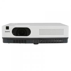 Proyector Sanyo PLC-XD2200 XGA 1024x768 2200 LUMENS IMAGEN: 40-300" Proyector Sanyo PLC-XD2200