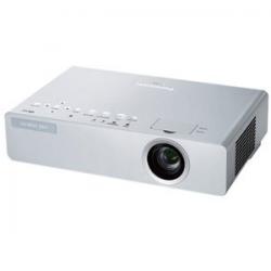 Proyector Panasonic PTLB90U XGA 1024x768 3500 LUMENS IMAGEN: 33-300" Proyector Panasonic PTLB90U